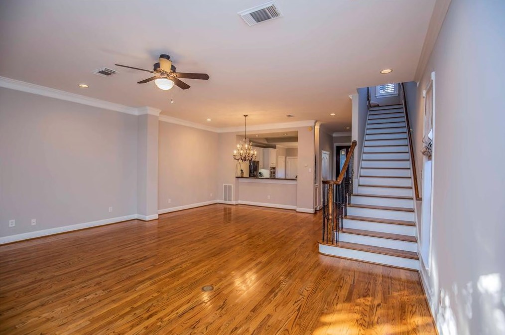 1609 Mcduffie, Houston TX  77019-5311 exterior