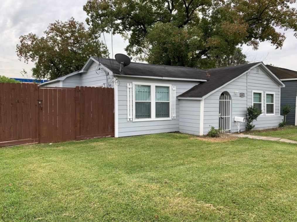 6801 Eastwood St, Houston, TX 77021