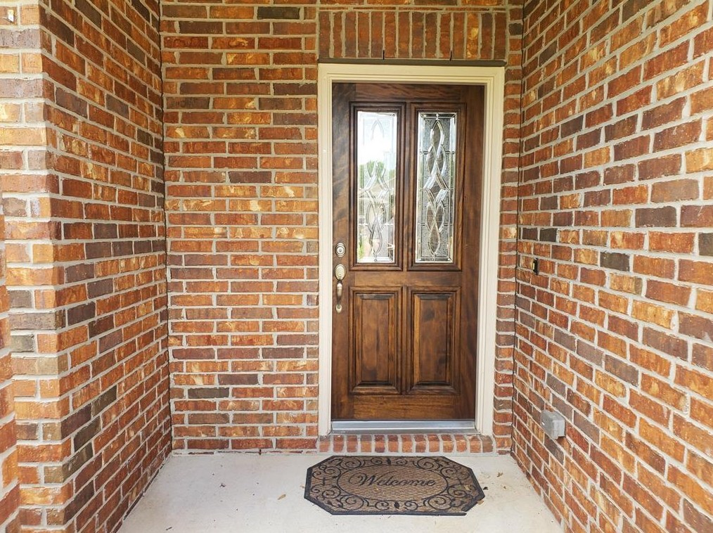 2218 Maple Point Dr N, Conroe, TX 77301