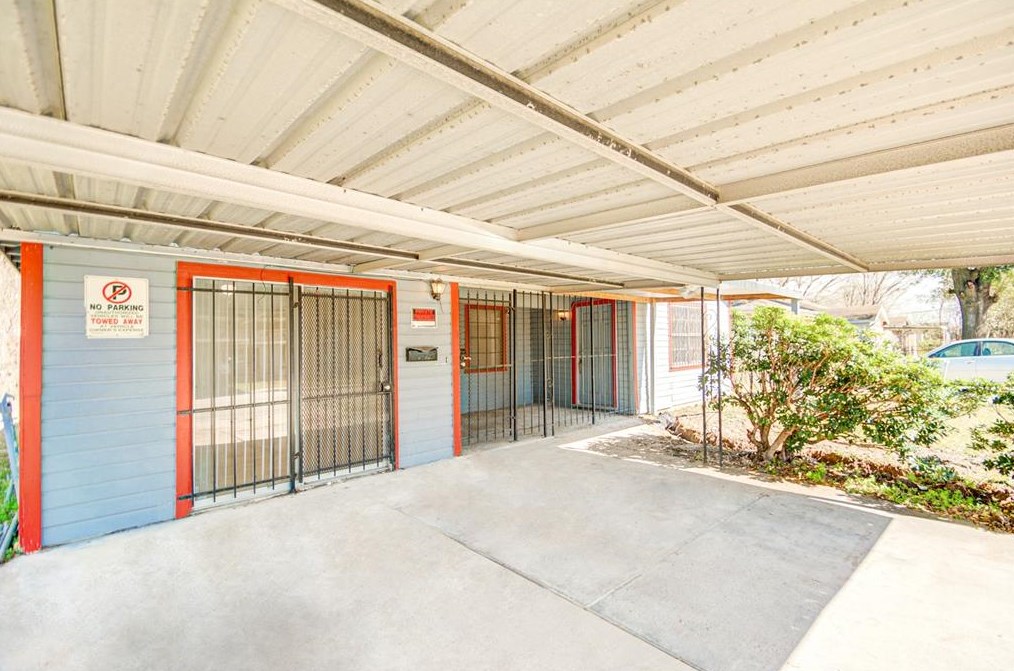 3735 Dreyfus St, Houston TX  77021-4733 exterior