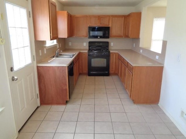 17018 Cypresswood Glen Trl, Hockley, TX 77447