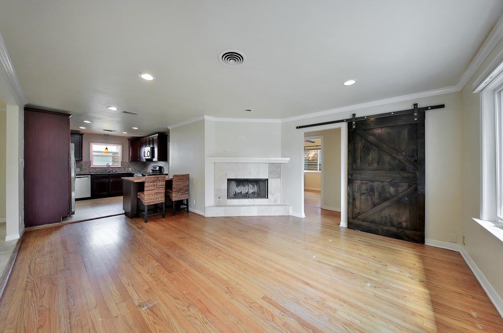858 Judiway St, Houston, TX 77018