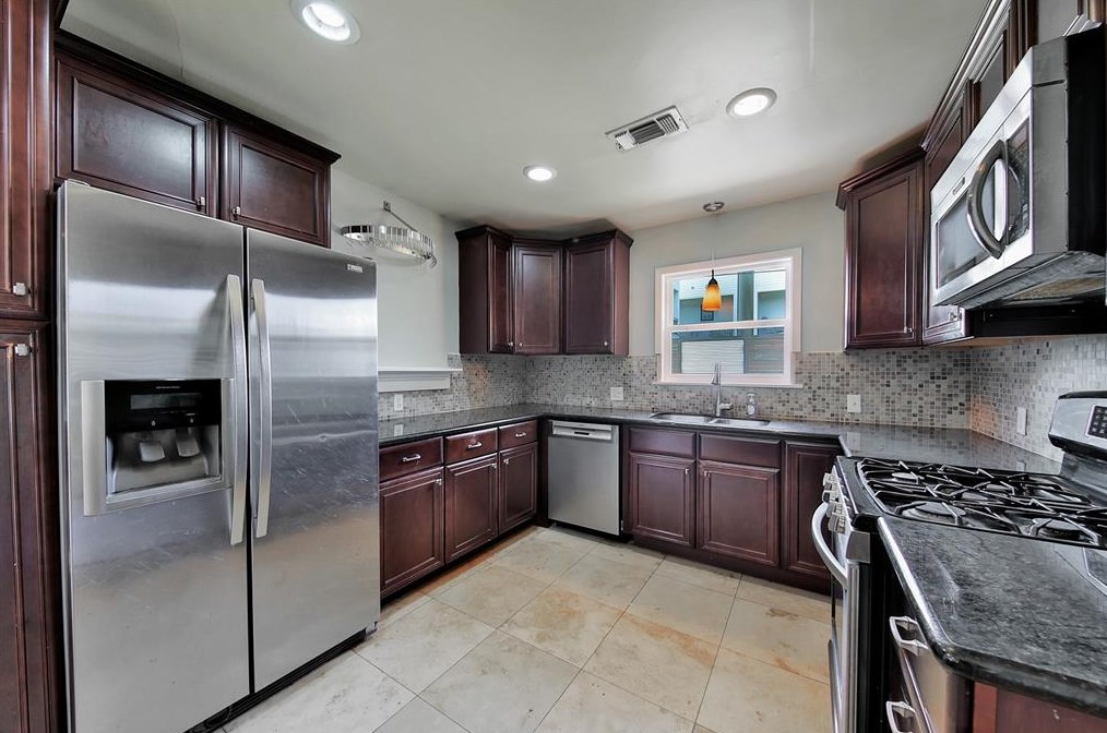 858 Judiway St, Houston TX  77018-6333 exterior