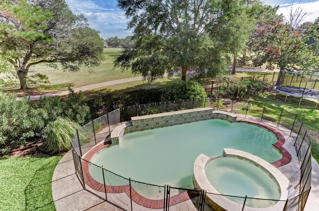 2111 White Eagle Ln, Katy, TX 77450