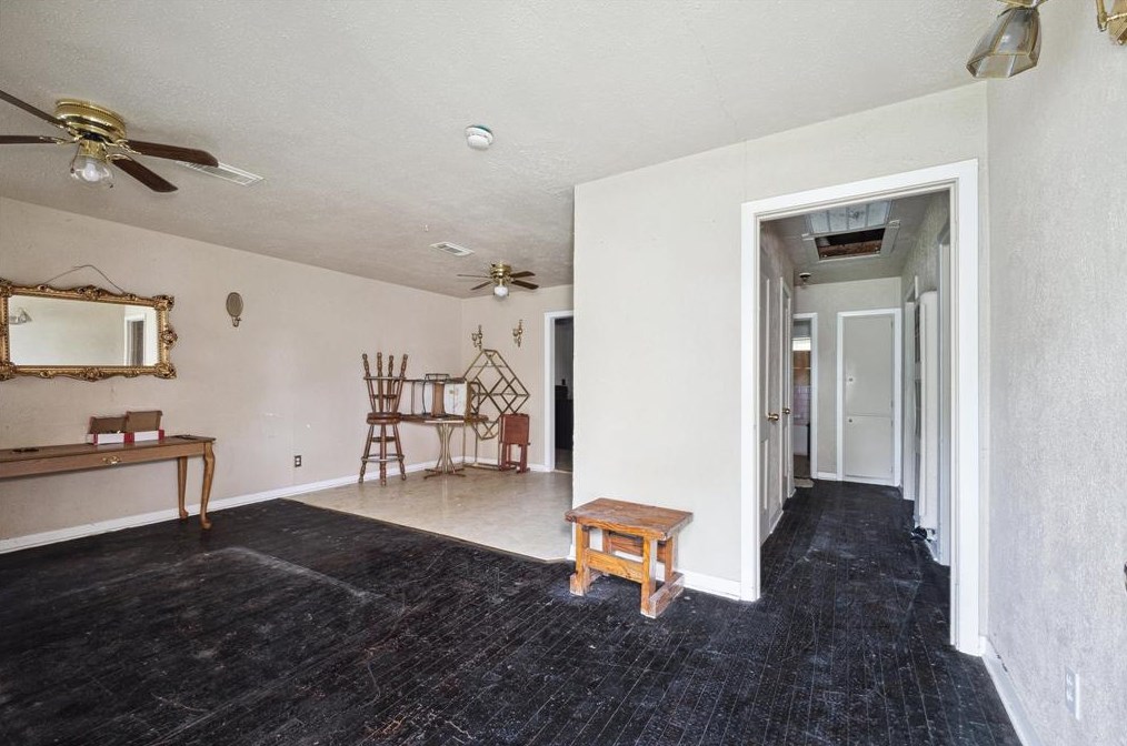 1510 Oleander Dr, La Marque, TX 77568-5529
