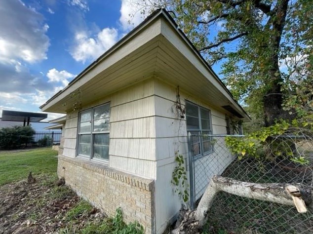 6921 Mount Houston Rd, Houston, TX 77050-5701