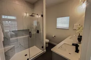 18756 Barrichello Dr, Conroe, TX 77306 - Photo 10