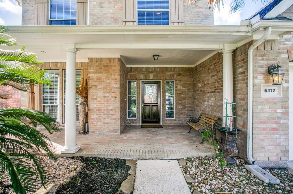 5117 Candlewood Dr, League City, TX 77573
