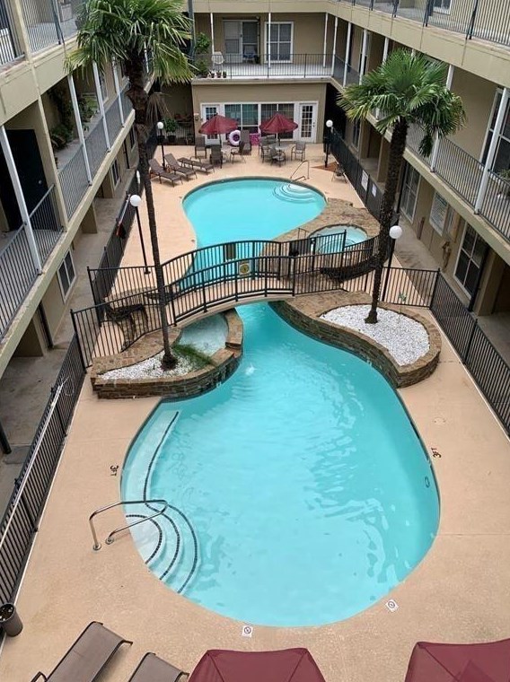 921 Marine Dr Apt 224, Galveston, TX 77550