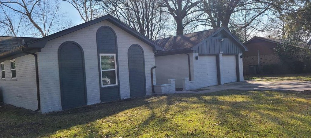 12311 Dermott Dr, Houston, TX 77065