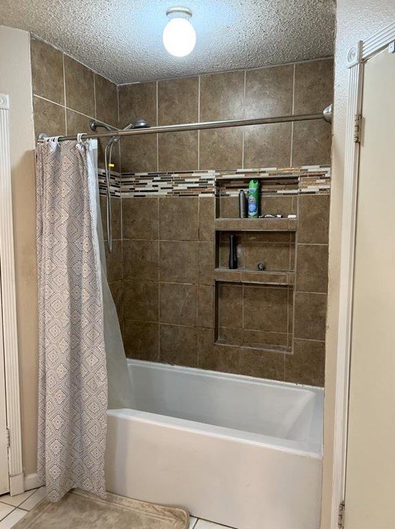 9911 Waving Fld Dr, Houston TX  77064-4239 exterior