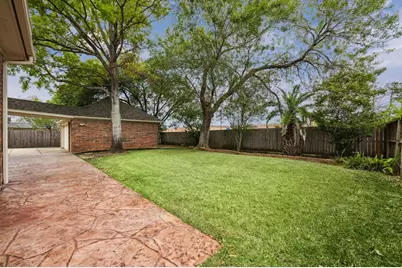 2715 Oakland Drive, Sugar Land, TX 77479 - Photo 32