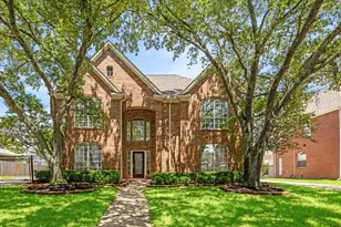 2715 Oakland Dr, Sugar Land, TX 77479 - Photo 1