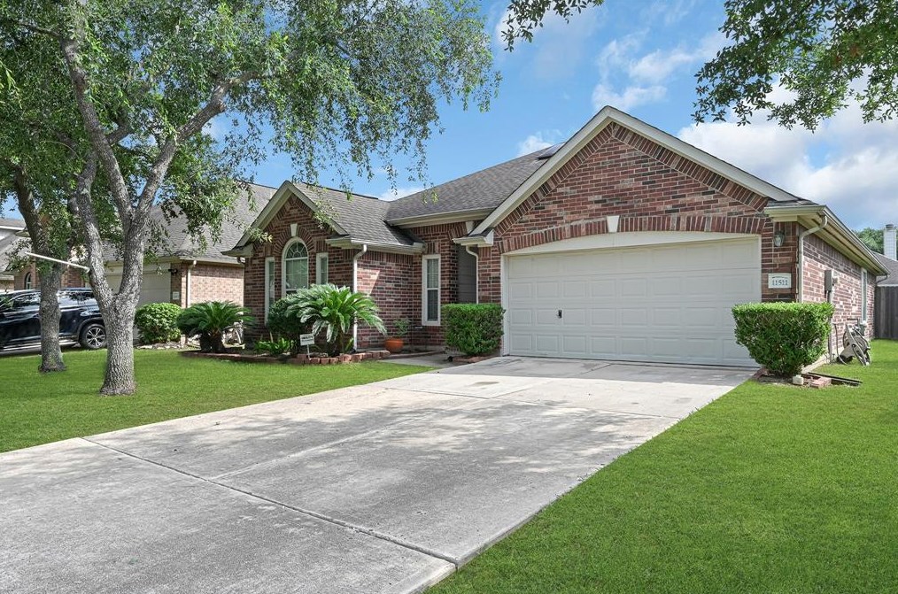 11511 Sugarbush Ridge Ln, Houston, TX 77089-5907