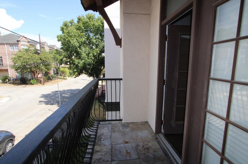 3945 Gibson St, Houston TX  77007-5763 exterior