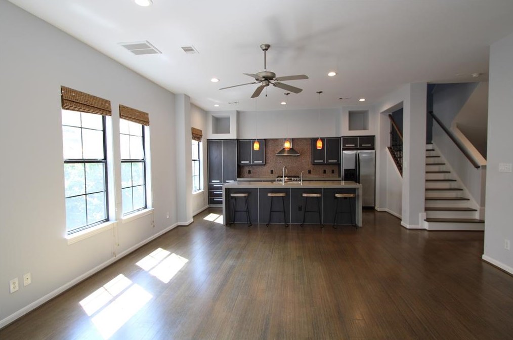 3945 Gibson St, Houston, TX 77007