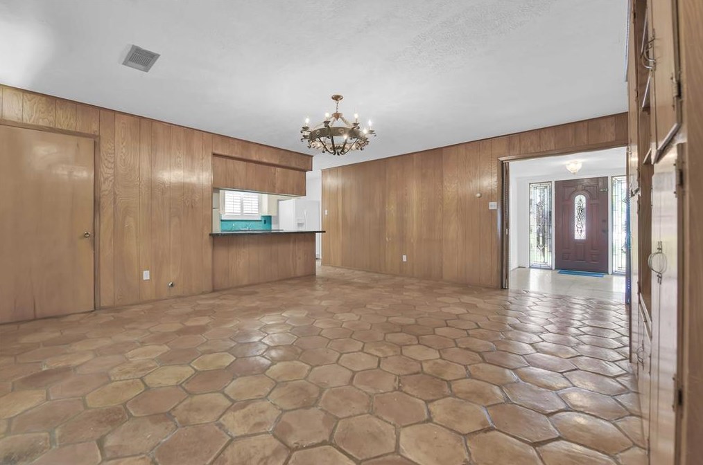 3943 Fernwood Dr, Houston TX  77021-1640 exterior