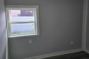 5906 Hillsboro St, Houston, TX 77020 - Photo 6