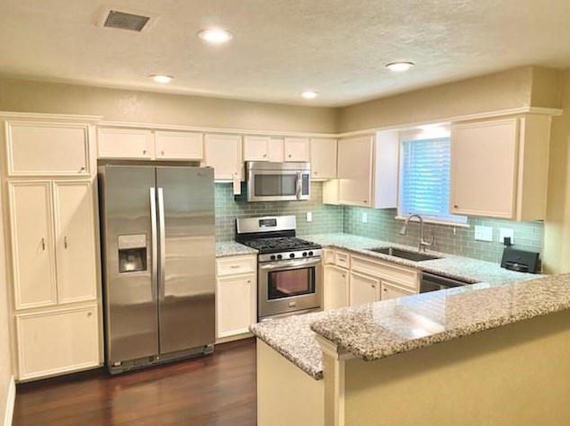 12749 Carlsbad St, Houston, TX 77085-2315
