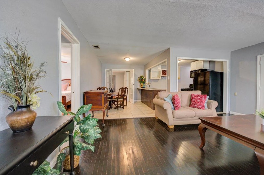 3548 Ruth St, Houston TX  77004-4941 exterior