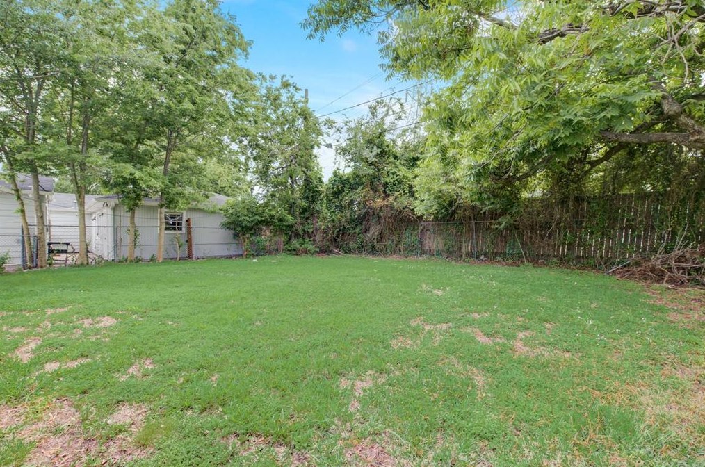 3548 Ruth St, Houston TX  77004-4941 exterior