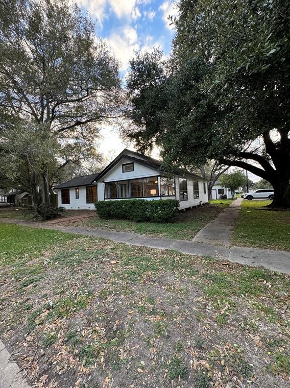 1200 6th St, Richmond, TX 77471