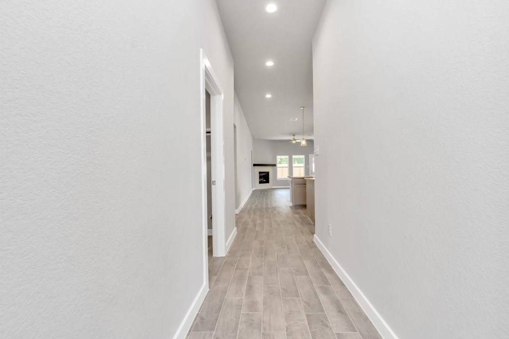 15511 Fall Fern Cir, Houston TX  77044 exterior