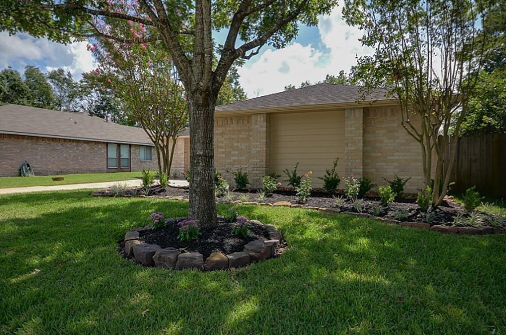 6018 Woodmancote Dr, Humble, TX 77346