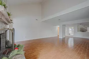 2022 Highland Hills Dr, Sugar Land, TX 77478 - Photo 10