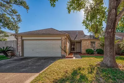 2022 Highland Hills Drive, Sugar Land, TX 77478 - Photo 2