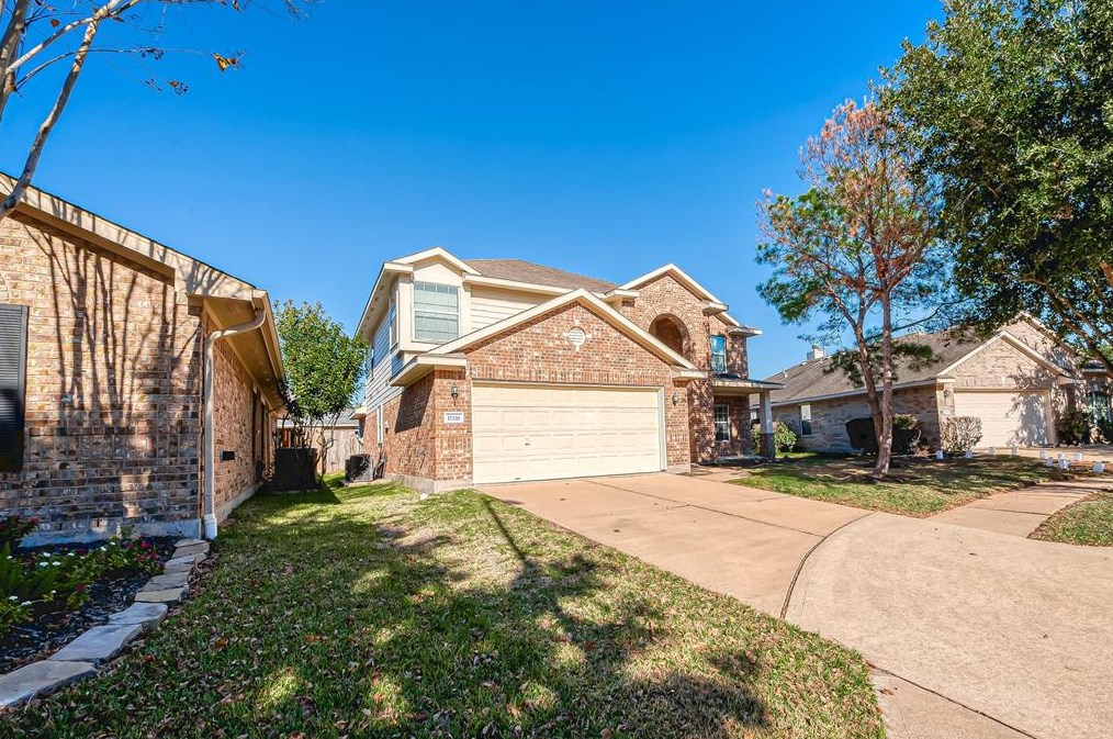 17210 Double Lilly Dr, Houston, TX 77095