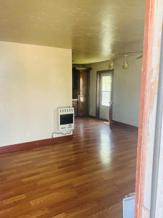 1303 W 10th St, Jones Creek, TX 77541