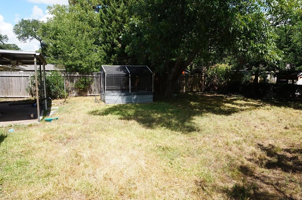 6922 Raton St, Houston, TX 77055