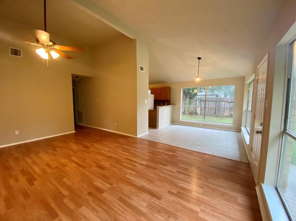 15914 N Bend Ct, Houston, TX 77073