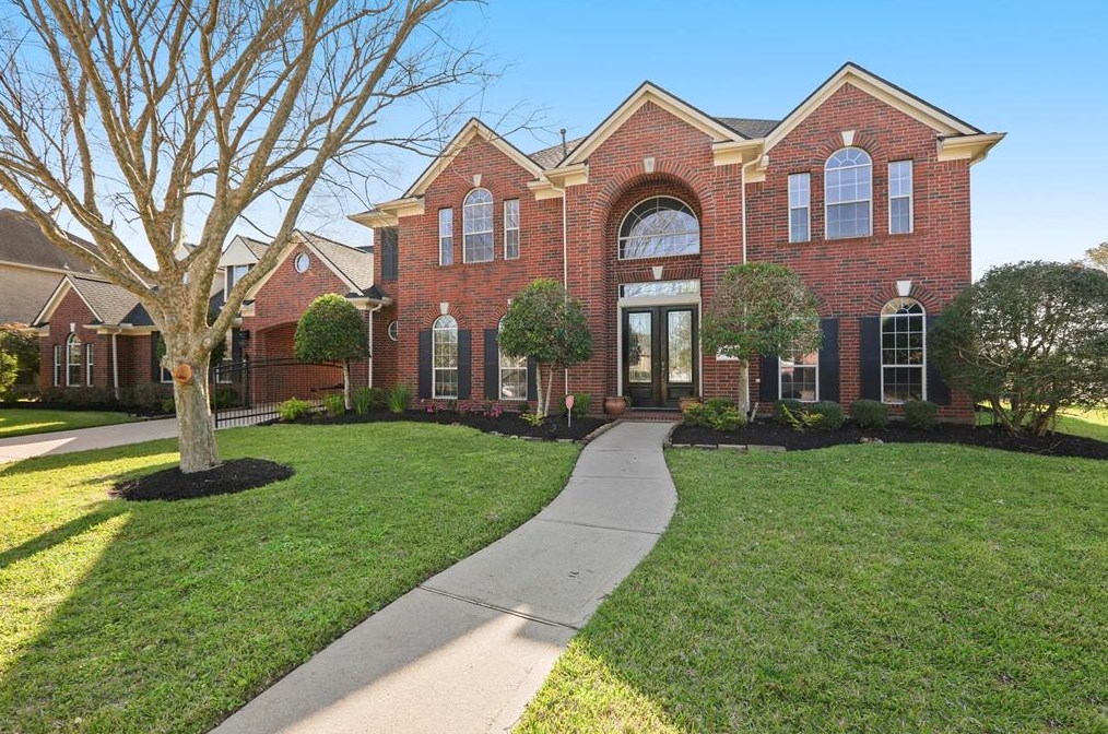 3510 Parkside Dr, Pearland, TX 77584