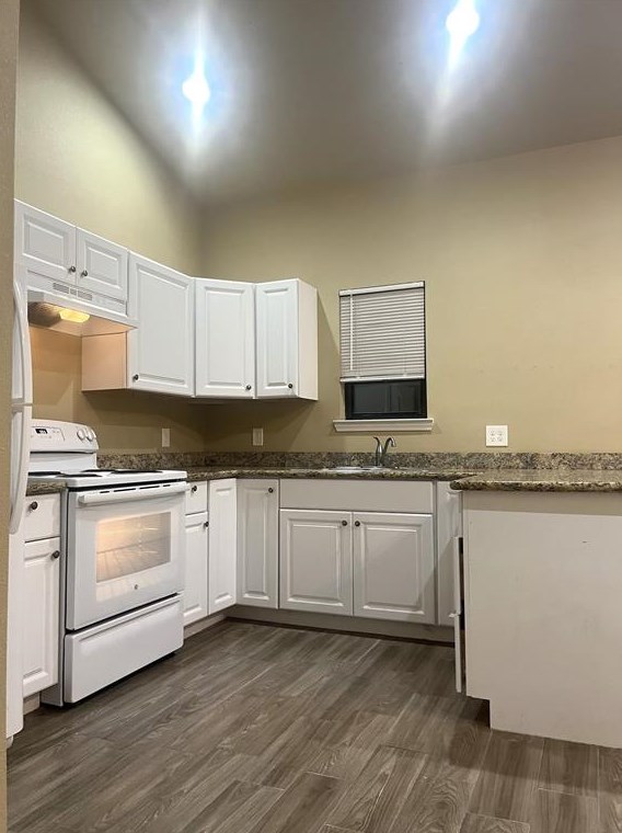 875 Fm 1696 Road W #e-10, Huntsville, TX 77320