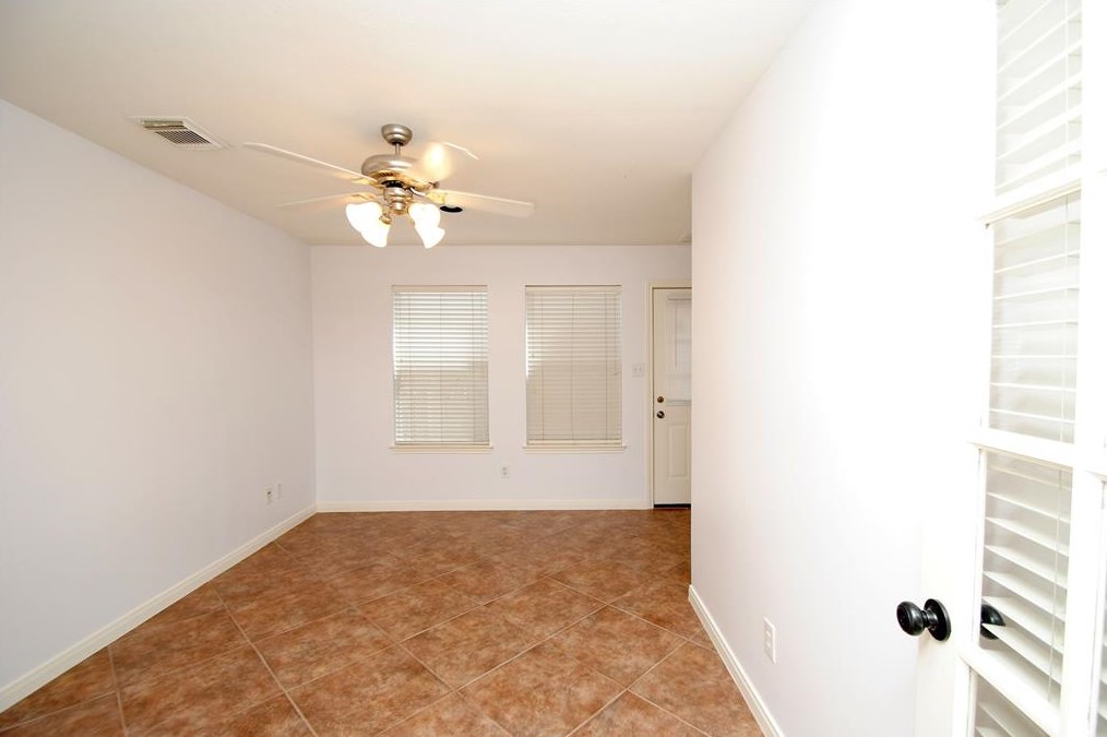 1913 Calumet St, Houston TX  77004-7267 exterior
