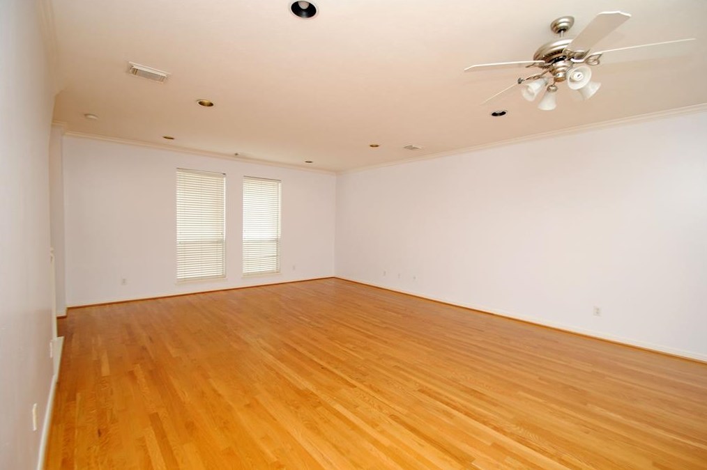 1913 Calumet St, Houston TX  77004-7267 exterior