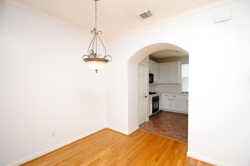 1913 Calumet St, Houston TX  77004-7267 exterior