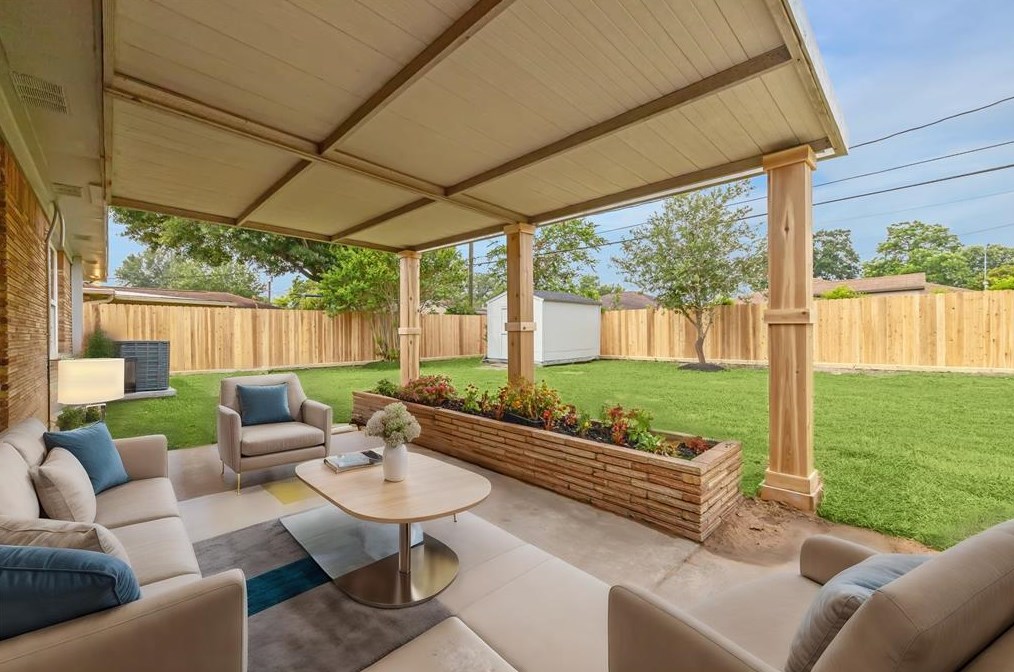 4711 Cetti St, Houston TX  77009-4820 exterior