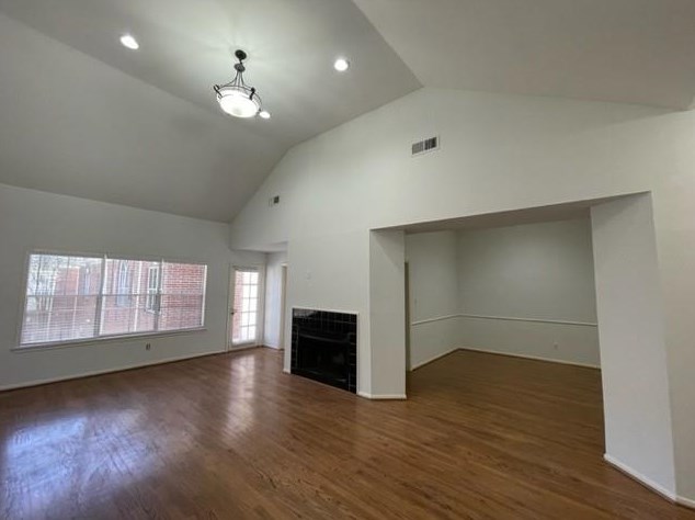 627 Hawthorne St, Houston TX  77006-4014 exterior