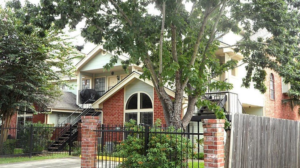 4901 Floyd St Apt 18, Houston, TX 77007