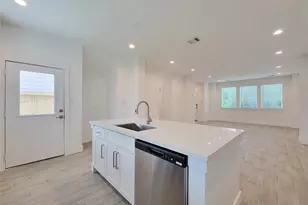 6733 Cohn St, Houston, TX 77091 - Photo 14