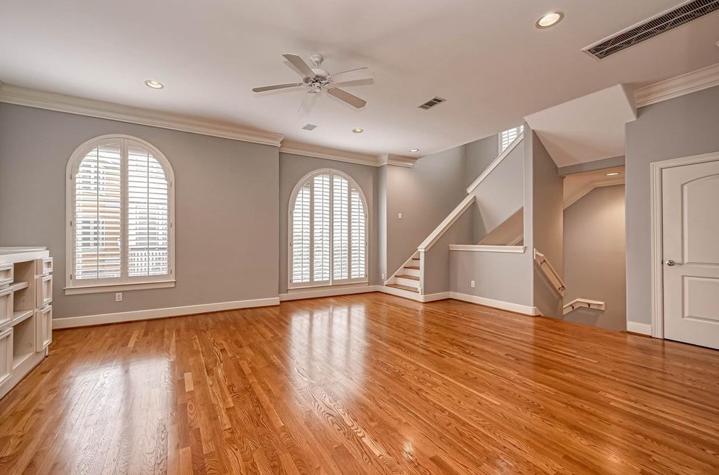 6413 Westcott St, Houston TX  77007-2038 exterior
