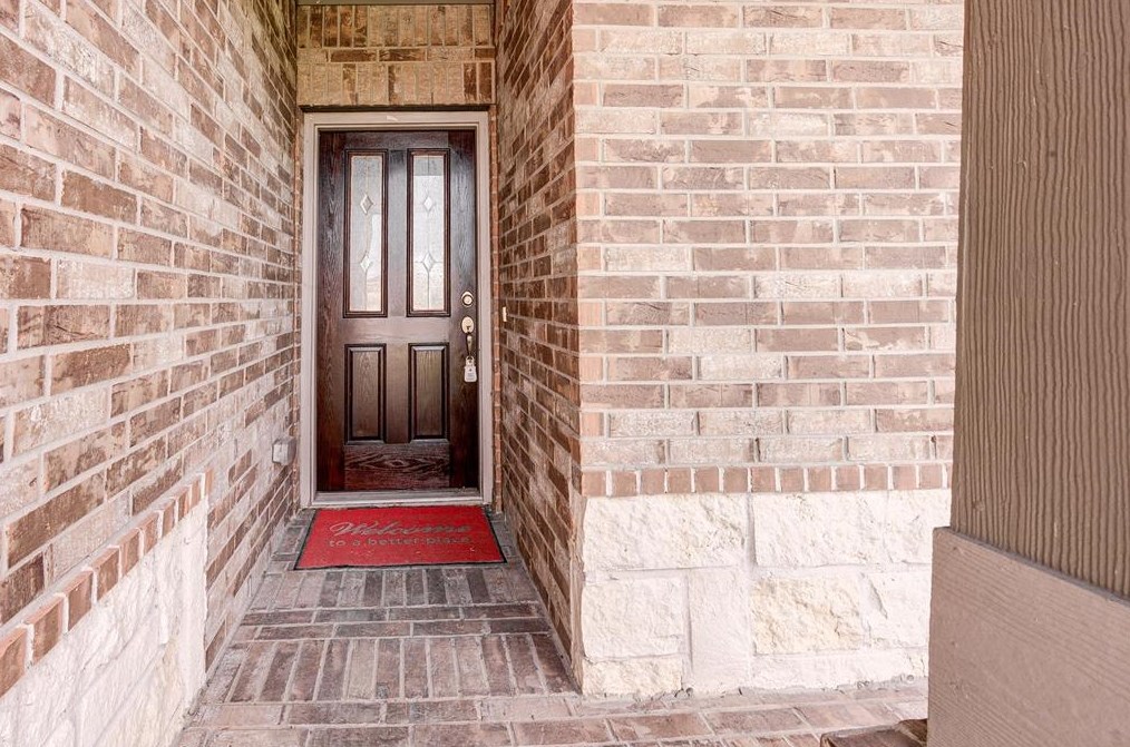 6430 Dayridge Ln, Houston TX  77048-5558 exterior