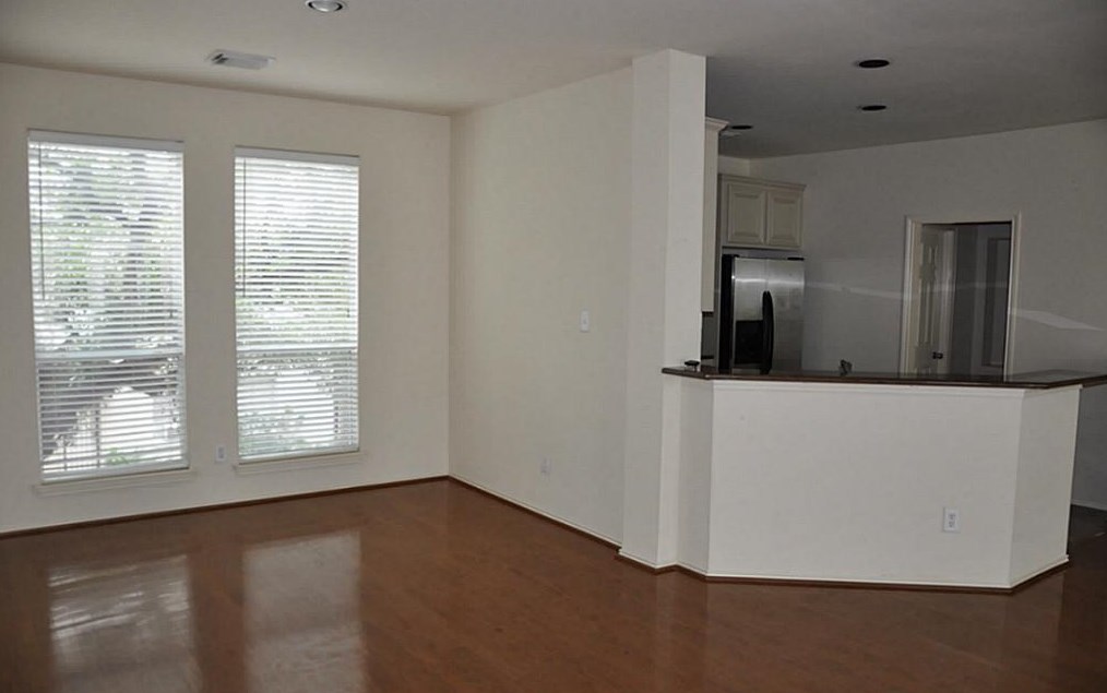 2020 Mason St, Houston TX  77006-2106 exterior