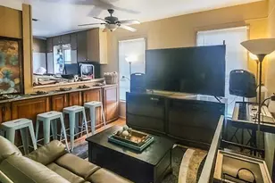 1404 Fannin St, Columbus, TX 78934 - Photo 6