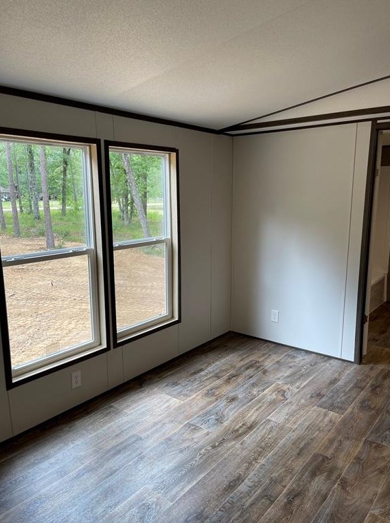 381 Country Wood Dr, Shepherd, TX 77371-6874