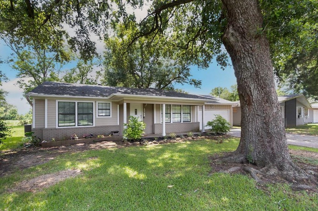 8749 Cloverdale St, Beaumont, TX 77705-0351