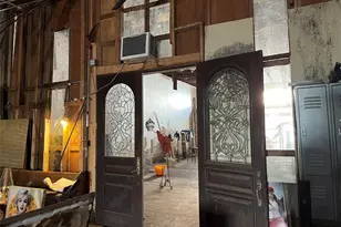 215 E Main St, Eagle Lake, TX 77434 - Photo 4